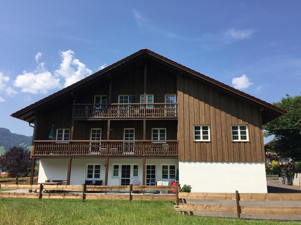 "Viktoria Apartments" - Annehmlichkeiten Von 4-Sterne Familien-Und Wellnesshotel Viktoria Koennen Mitgenutzt Werden Oberstdorf Luaran gambar